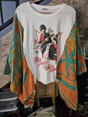 Daydreamer Pat Benatar/Neil Giraldo Tee with Orange and Teal Kantha Sleeves